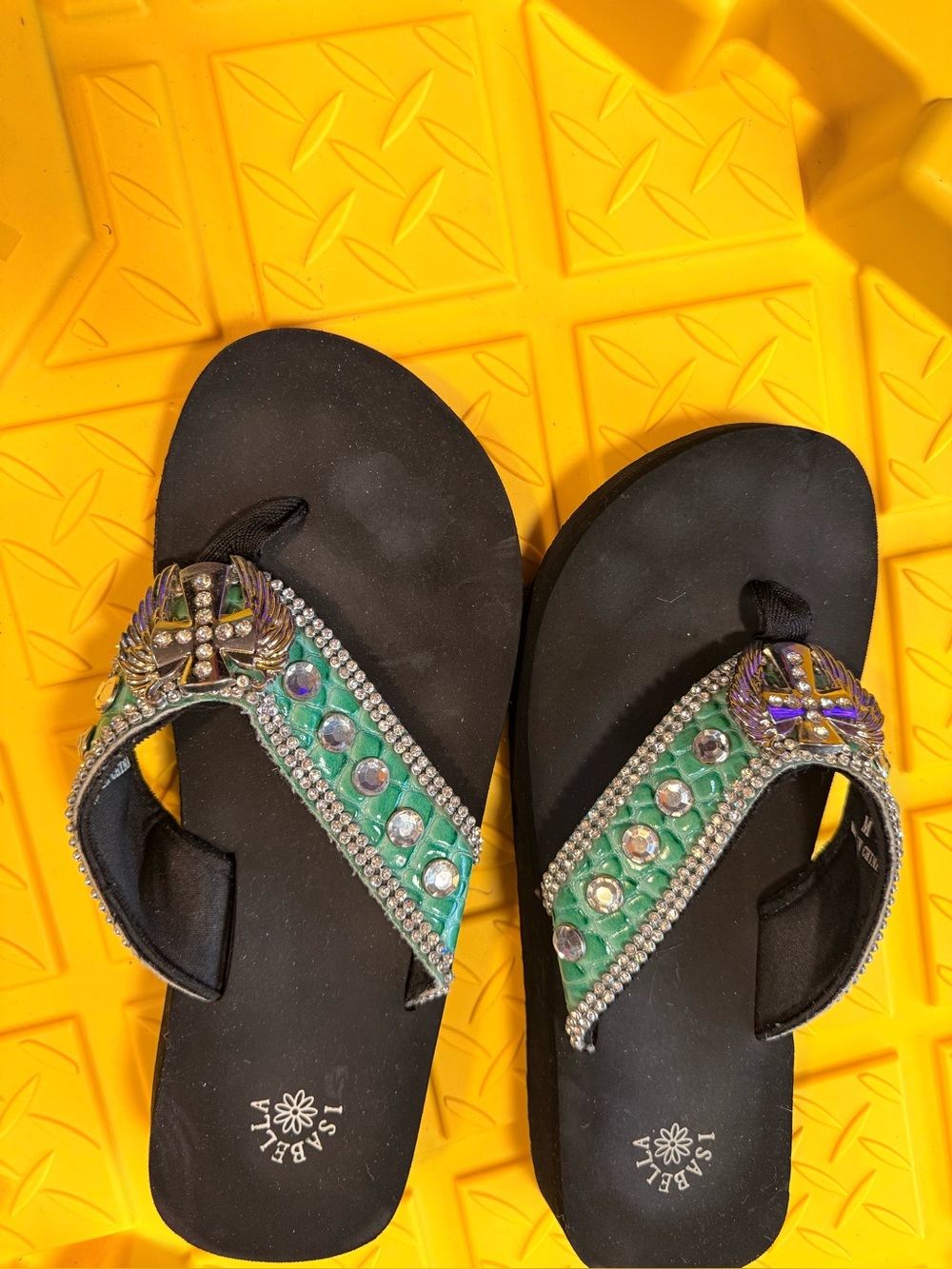 Rhinestones with cross flip flops in beautiful green color